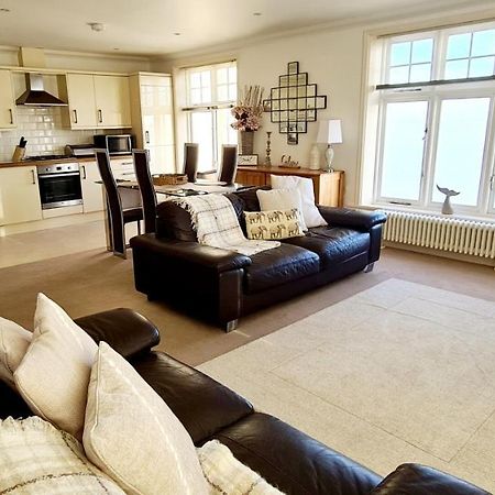 Shore Thing Beachfront Apartment Ramsgate - Sleeps 4 Extérieur photo
