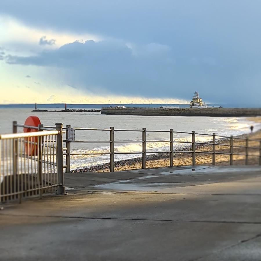 Shore Thing Beachfront Apartment Ramsgate - Sleeps 4 Extérieur photo
